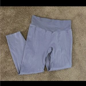 M VS Sport purple leggings